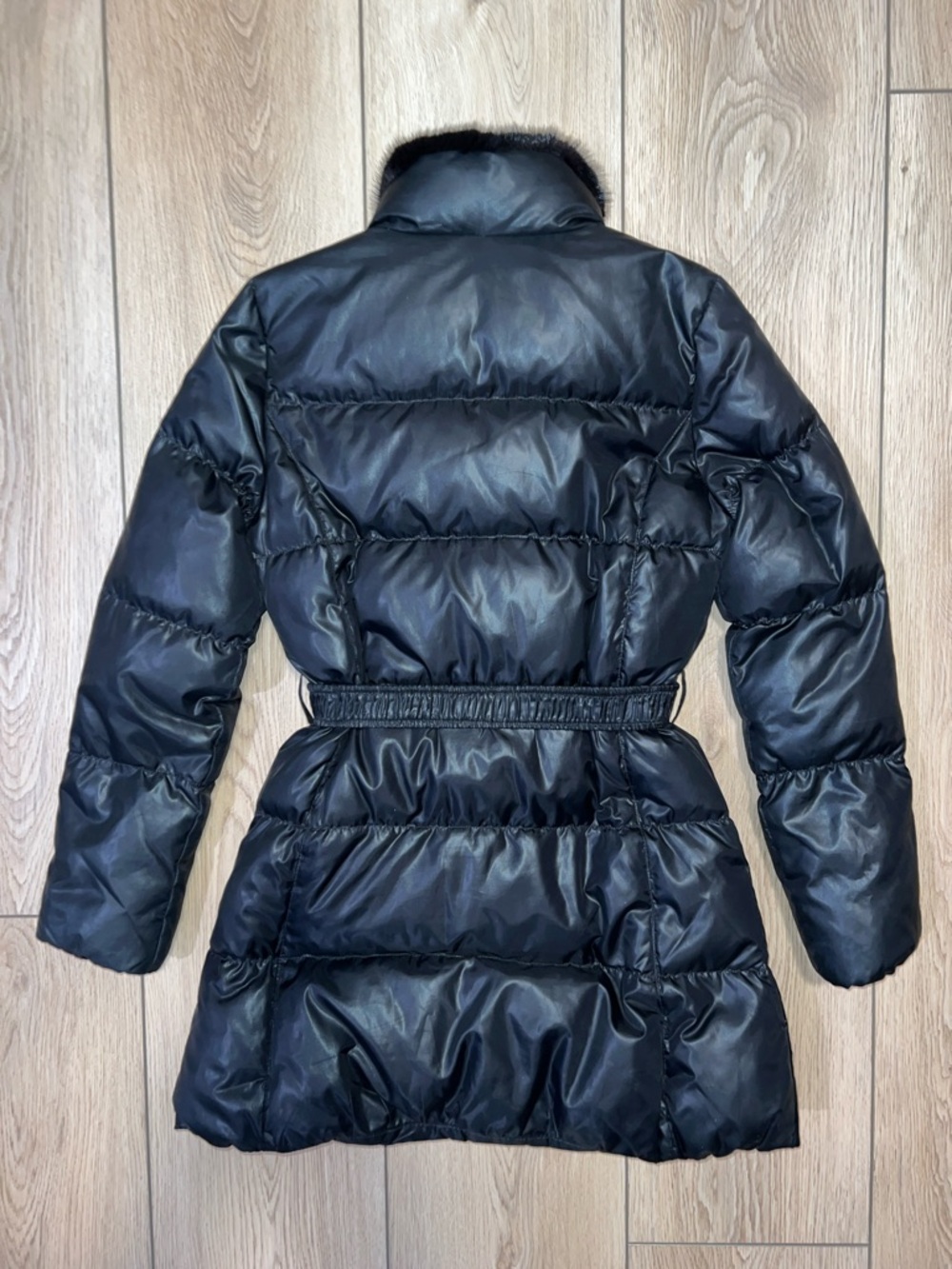 Michael Kors Black Quilted Belted Puffer Coat with Fur Trim - Picture 9 of 16